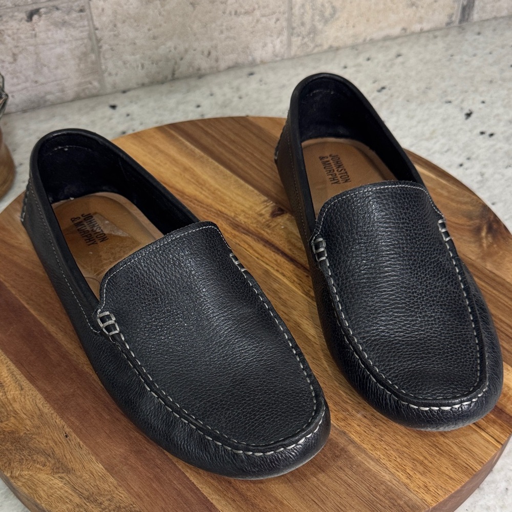Johnston & Murphy Black Textured Loafers
